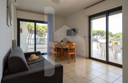 Pineto Apartment | Holiday Rendez Vous 42 - Third floor apartment with Sea View