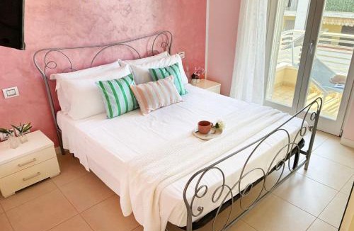 Tortoreto Lido Apartment | Holihome Hill View