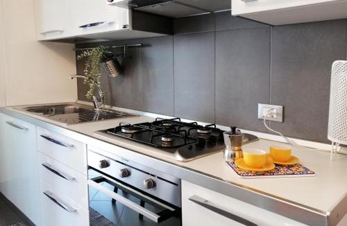 Tortoreto Lido Apartment | Holihome Marini House