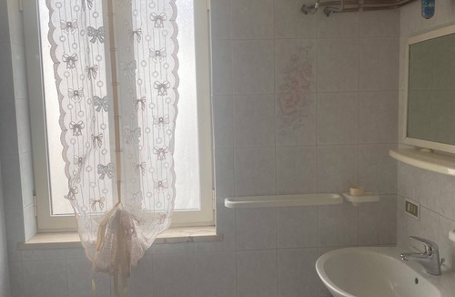 San Pietro Avellana House | Home Room!