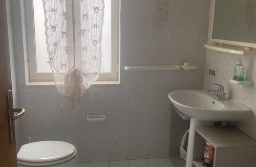 San Pietro Avellana House | Home Room!