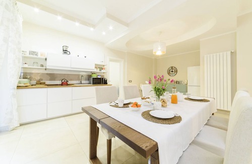 Salerno Apartment | HomeAway Salerno* Perfect stay to explore Amalfi Coast