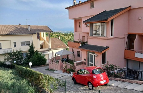 Penne Apartment | Homerez - Apartment in Penne
