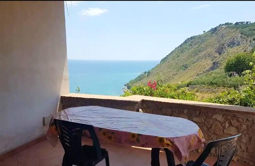 Terracina Apartment | Homerez - Appartement 5 km away from the beach for 5 ppl. at Piazza Palatina