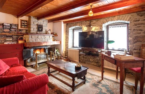 Saint-Nicolas Apartment | Homerez - Appartement 15 km away from the slopes for 2 ppl. at Saint Nicolas