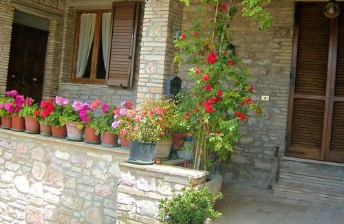 Assisi Apartment | Homerez - Beautiful appartement for 3 ppl. with shared pool at Assisi