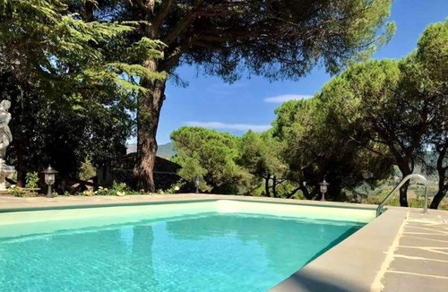 Pieve al Bagnoro Villa | Homerez - Big villa for 9 ppl. with swimming-pool, garden and terrace at Arezzo