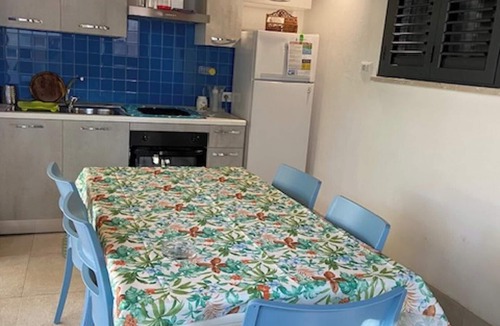 Marina Di Camerota House | Homerez - Comfortable Bungalow in Marina di Camerota, 37 m²