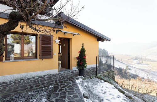Vesime House | Homerez - House with Private Pool in Vesime