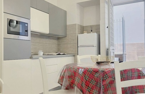 Barra Apartment | Homerez - Naples apartment, garden.