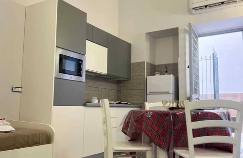 Barra Apartment | Homerez - Naples apartment, garden.