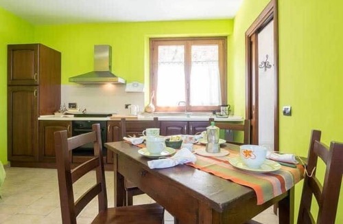 Montecchio Apartment | Horizon holiday home