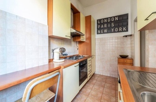 Flaminio Apartment | HospitalityRome Artists House