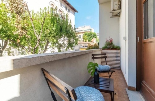 Flaminio Apartment | HospitalityRome Artists House