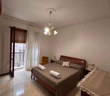 Fondi Apartment | Host Casa di Nonnina
