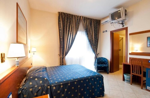 Zona LVII Labaro Hotel | Hotel 4 Pini