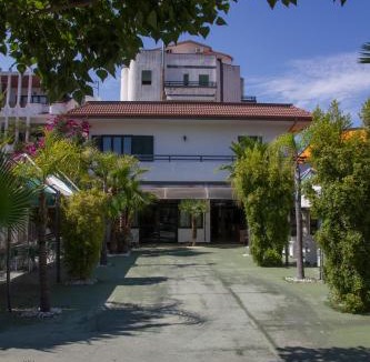 Ciro Marina Hotel | HOTEL ATENA
