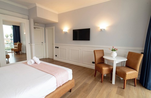 Giugliano in Campania Hotel | Hotel Barbarella