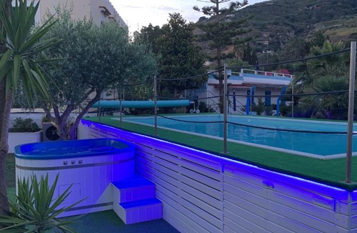 Sant'Angelo Hotel | Hotel Casa Adolfo Ischia