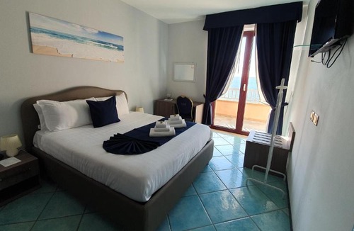 Salerno Hotel | Hotel Centro Congressi Polo Nautico