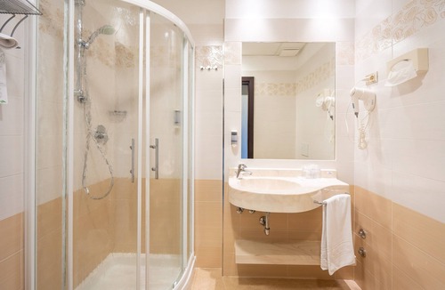 Pesaro Hotel | Hotel Clipper