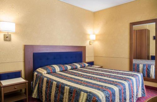 Navigli Hotel | Hotel Des Etrangers