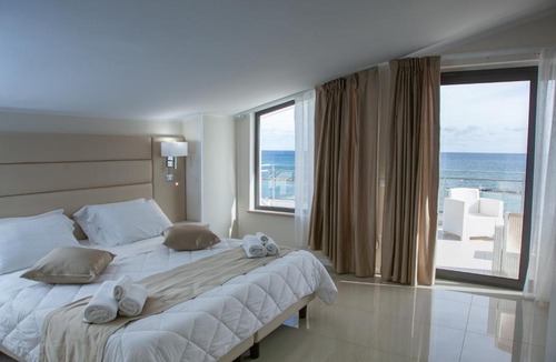 Torre Melissa Hotel | Hotel Dolce Stella