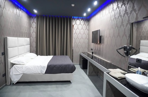 Mugnano di Napoli Hotel | HOTEL EL PAMAS