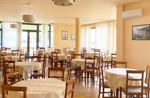 Marina di Casal Velino Hotel | Hotel Europa