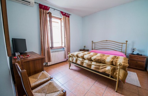 Matelica Hotel | Hotel Fioriti