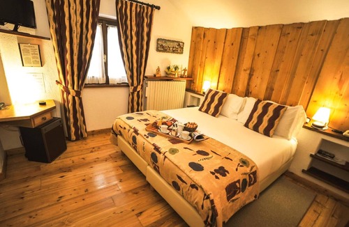 Entreves Hotel | Hotel la Grange - Animal Chic Hotel