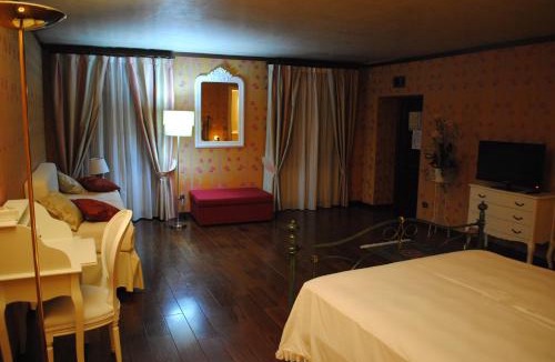 Agliano Terme Hotel | Hotel Locanda San Giacomo