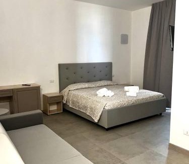 Vico del Gargano Hotel | Hotel Marechiaro - Direttamente sul mare