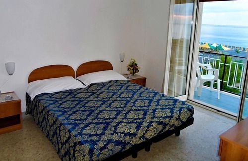 Praia a Mare Hotel | Hotel Mondial