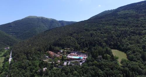 Campodonico Hotel | Hotel Pineta Ristorante country house in Fabriano