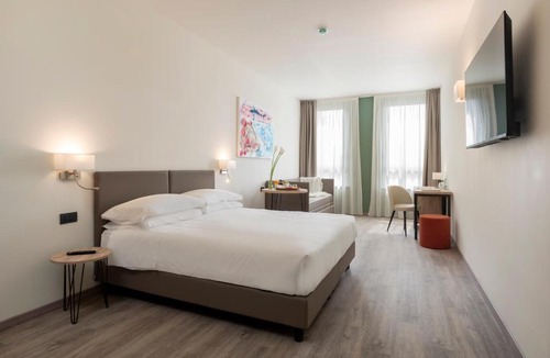 San Martino Siccomario Hotel | Hotel Plaza