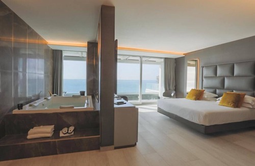 Portici Hotel | Hotel & Resort Tre Fontane Luxury