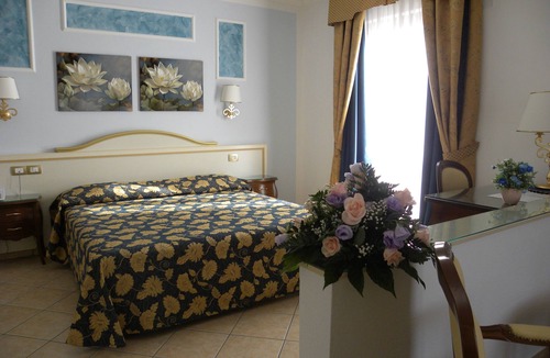 Marina di Maratea Hotel | Hotel Ristorante Borgo La Tana