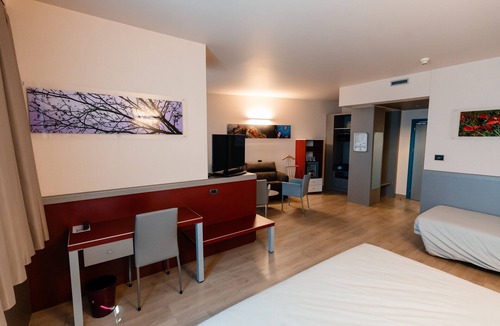 Langhe and Roero Hotel | Hotel Ristorante I Castelli