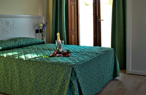 Pescina Hotel | Hotel San Berardo