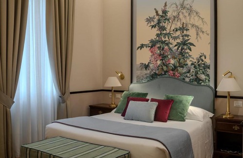 Historic Centre Hotel | Hotel Victoria & Iside Spa