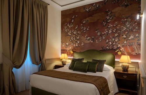 Historic Centre Hotel | Hotel Victoria & Iside Spa