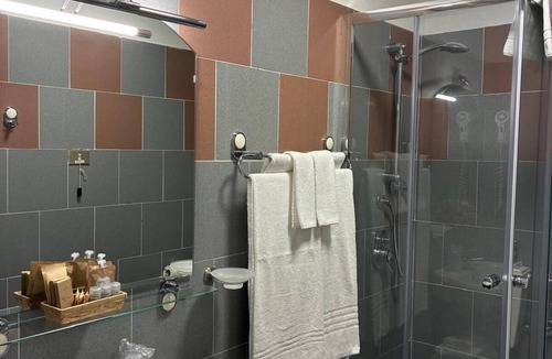 Rocca D'Arazzo Hotel | hotel Villa Conte Riccardi