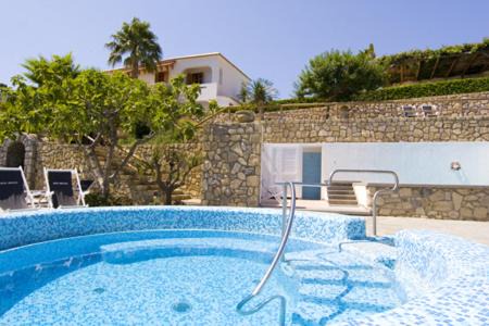 Panza Hotel | Hotel Villa Miralisa