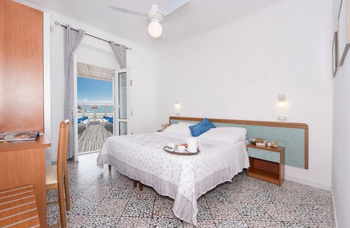 Sant'Angelo Hotel | Hotel Villa Sirena
