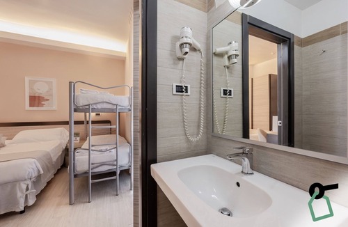 Giulianova Hotel | Hotiday Room Collection - Giulianova