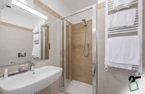 Giulianova Hotel | Hotiday Room Collection - Giulianova