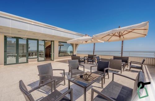 Giulianova Hotel | HOTIDAY Room Collection - Giulianova