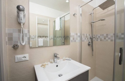 Vieste Hotel | Hotiday Vieste Lungomare