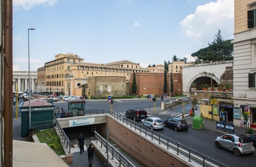 Vatican Apartment | House Fornaci